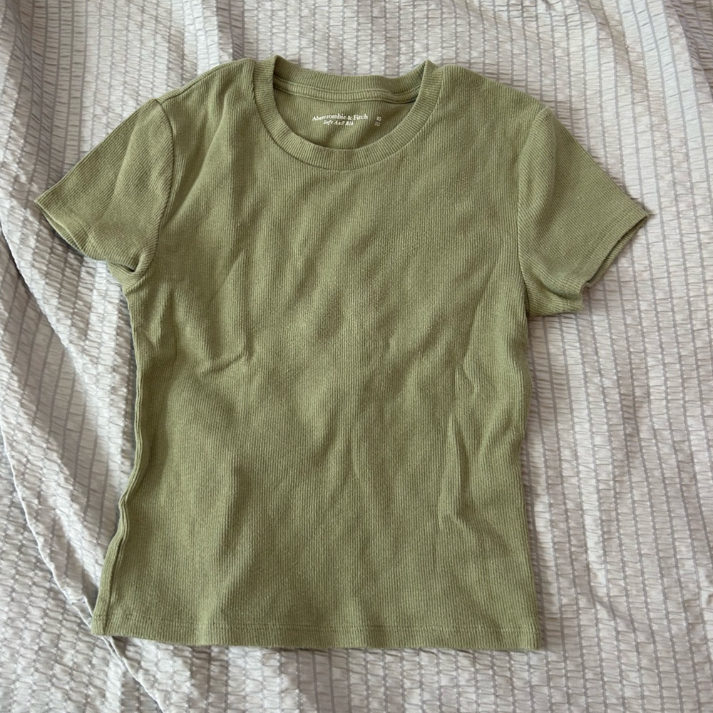 Abercrombie green baby tee XS